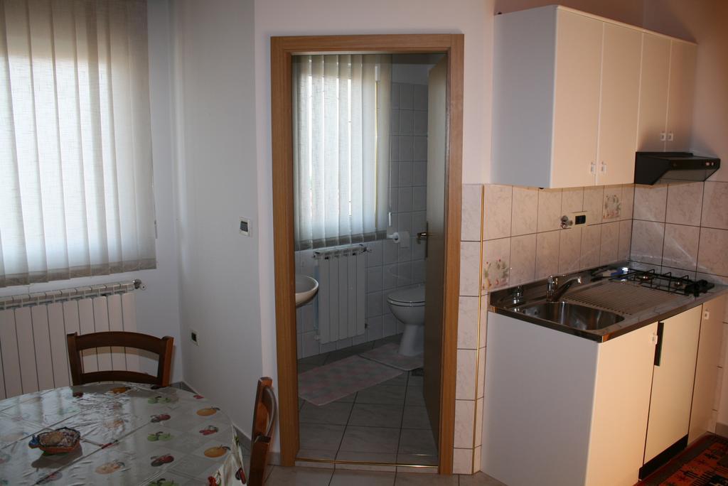 Apartment Pokrajac Rovinjsko Selo Cameră foto